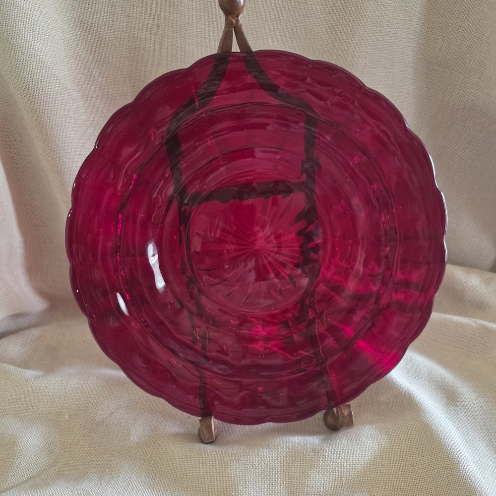 Elegant Red Glass Decorative Plate